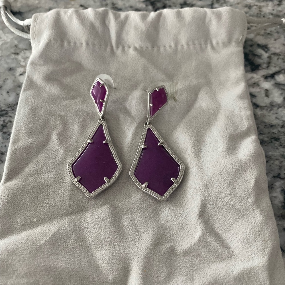 Kendra scott earrings